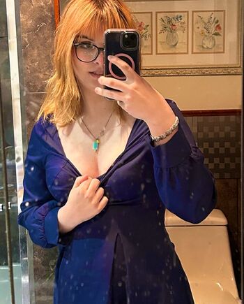 Full leaked Heidiafterdark private onlyfans photo