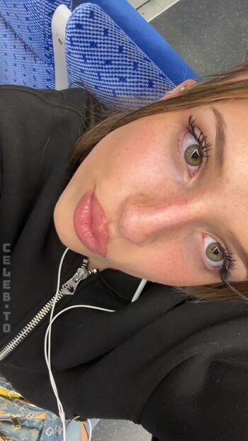 Full leaked Heidibve private onlyfans photo