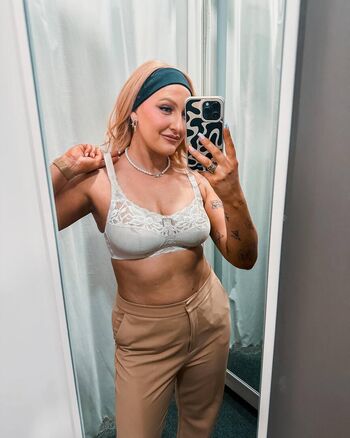 Full leaked Helen scott private onlyfans photo
