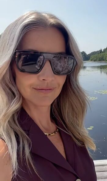 Helen Skelton