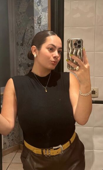 Full leaked Helena calabia private onlyfans photo