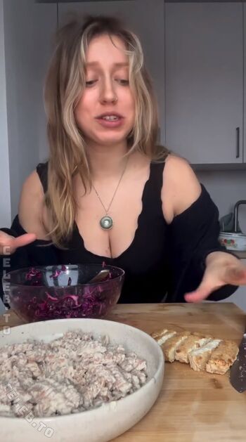 Full leaked Helenaastoll private onlyfans photo