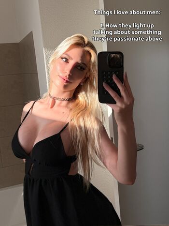 Full leaked Helenakingsoul page private onlyfans photo