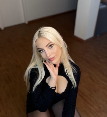 Full leaked Helenakingsoul private onlyfans photo