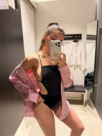 Full leaked Helenalive private onlyfans photo