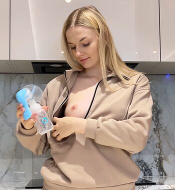 Full leaked Hell lena private onlyfans photo