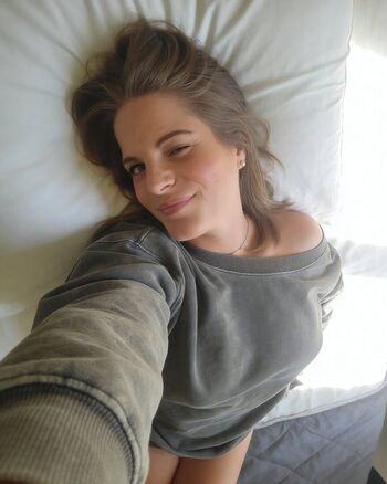 Hellahotwife