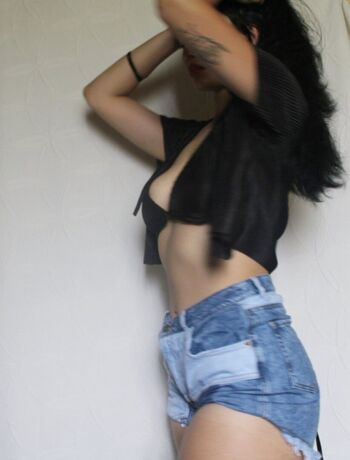 Full leaked Helldaughterofficial private onlyfans photo