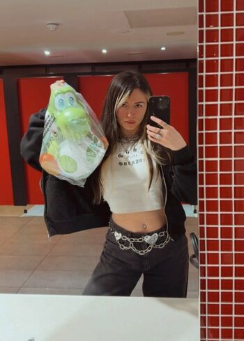 Full leaked Hellioncait private onlyfans photo