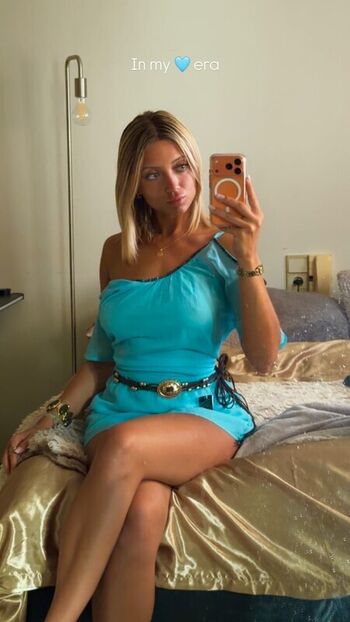 Full leaked Hello iris private onlyfans photo