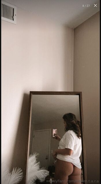 Full leaked Helloimtaratara private onlyfans photo