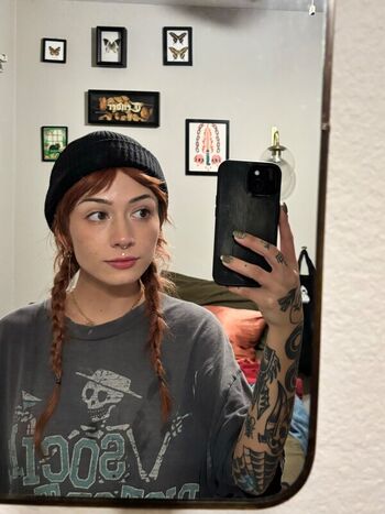 Full leaked Helluhvegan private onlyfans photo