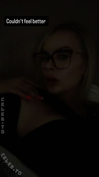 Full leaked Hellybunny private onlyfans photo
