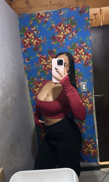 Full leaked Heloovv private onlyfans photo