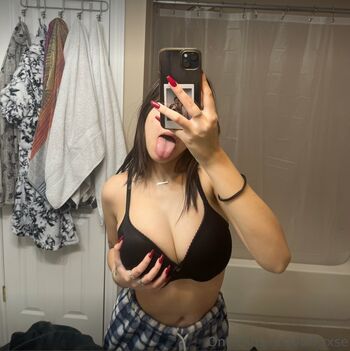 Full leaked Heluvsbbyt private onlyfans photo