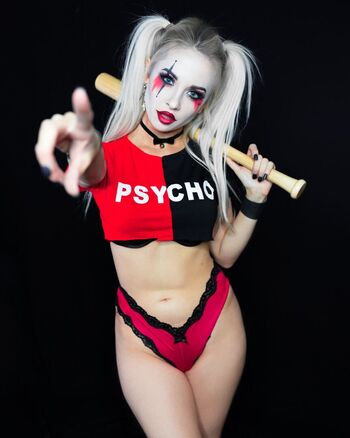 Full leaked Hendoart private onlyfans photo