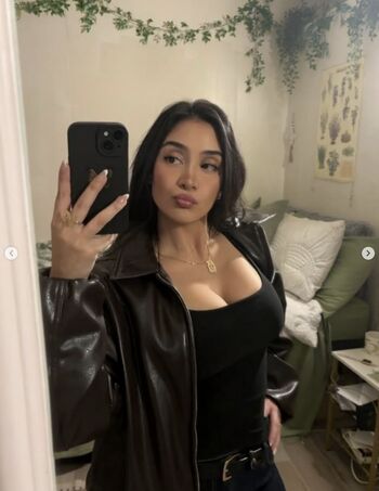 Full leaked Hermosainez private onlyfans photo