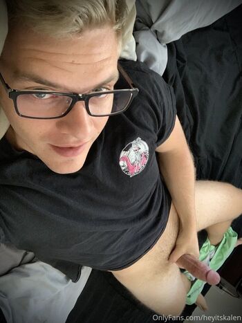 Full leaked Heyitskalen private onlyfans photo