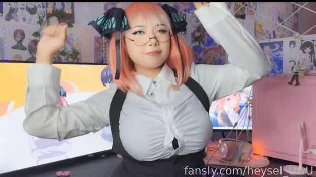 Full leaked Heysel uwu page private onlyfans photo