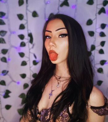 Full leaked Heyyvictoriiaa private onlyfans photo