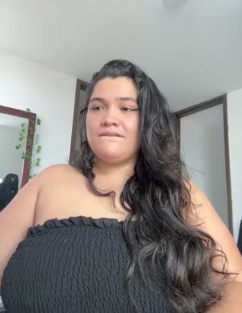 Full leaked Hijab on page private onlyfans photo