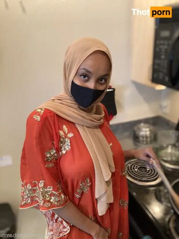 Full leaked Hijabi bambi private onlyfans photo