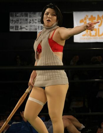 Hikaru Shida