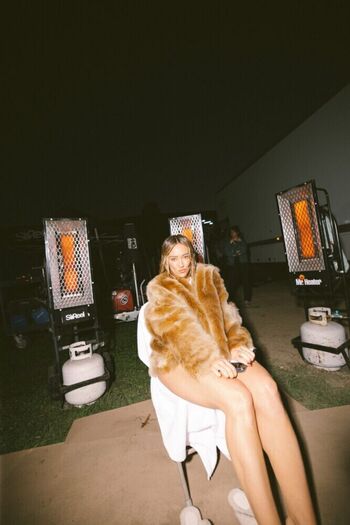 Full leaked Hilary duff page private onlyfans photo