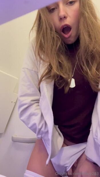 Full leaked Hilary private onlyfans photo