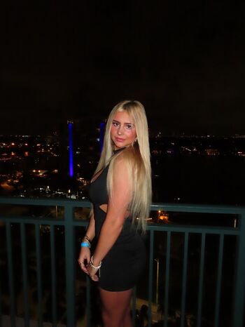 Full leaked Hippicam page private onlyfans photo