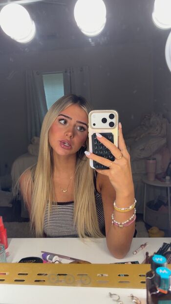 Full leaked Hippicam private onlyfans photo