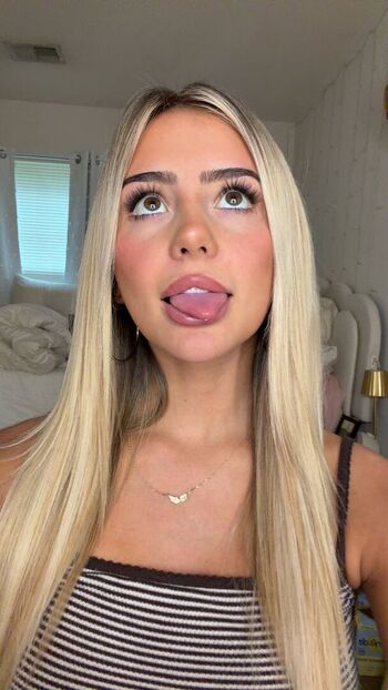 Full leaked Hippicam private onlyfans photo