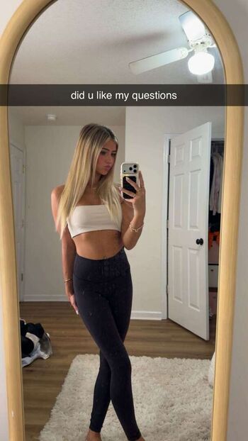 Full leaked Hippicam private onlyfans photo