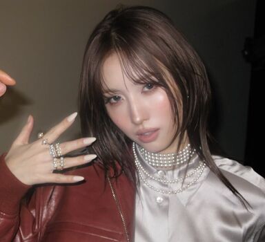 Hirai Momo