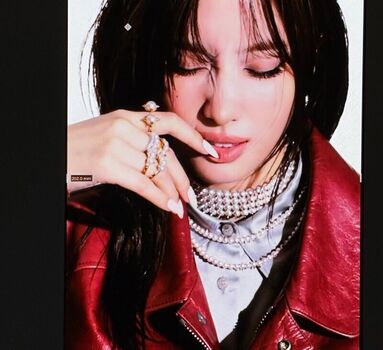 Hirai Momo