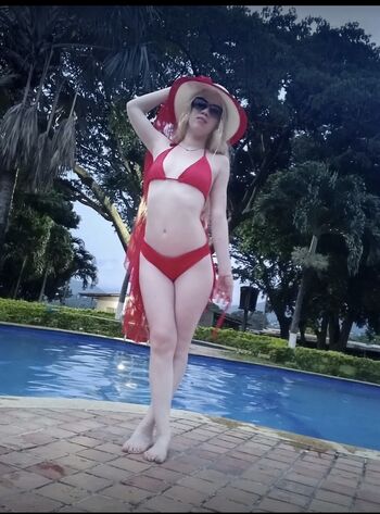 Full leaked Hispanic  page private onlyfans photo
