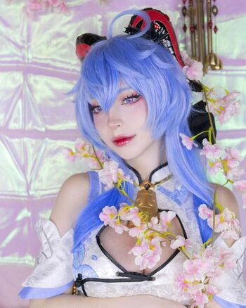 Full leaked Hitomi okami private onlyfans photo