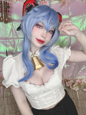 Full leaked Hitomi okami private onlyfans photo