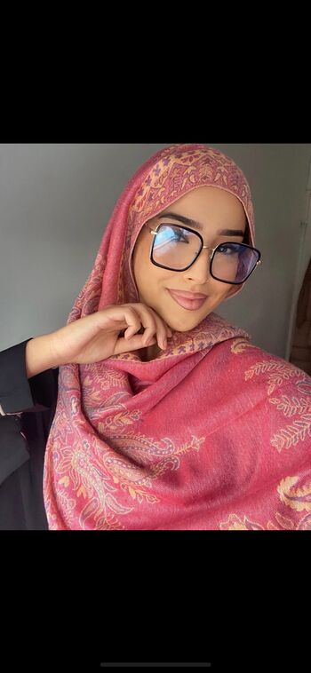 Full leaked Hnynnaa private onlyfans photo