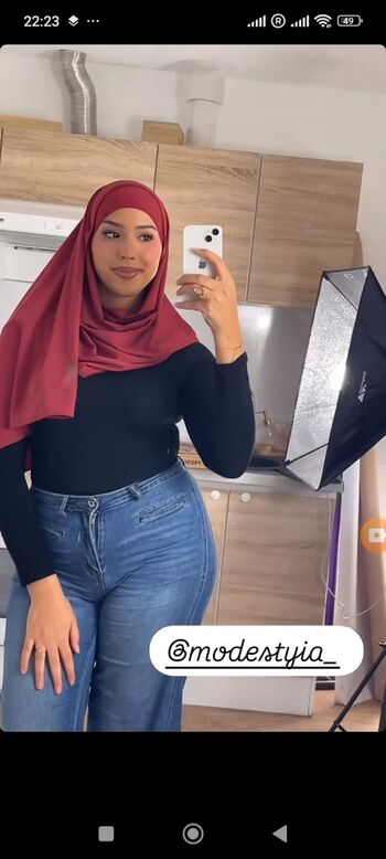 Full leaked Hnynnaa private onlyfans photo