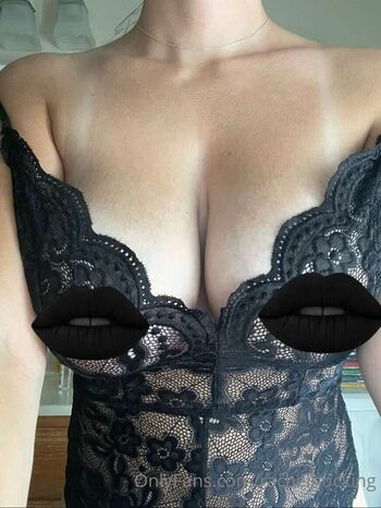 Full leaked Hockingrachael private onlyfans photo