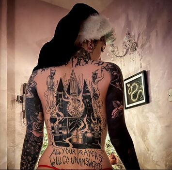 Full leaked Holly broome inked private onlyfans photo