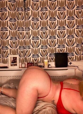 Full leaked Holly evans private onlyfans photo