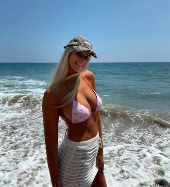 Full leaked Holly griffith private onlyfans photo