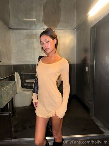 Full leaked Holly lim private onlyfans photo
