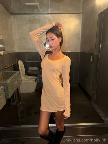 Full leaked Holly lim private onlyfans photo