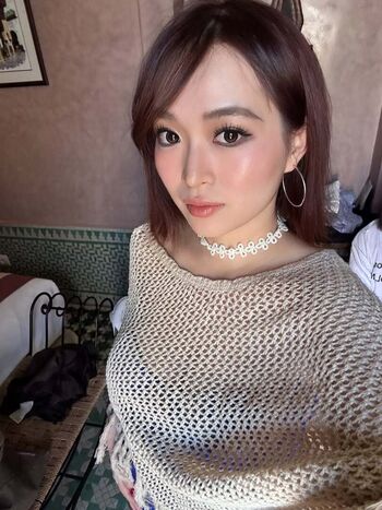 Full leaked Holly shu private onlyfans photo