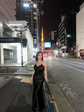 Full leaked Holly shu private onlyfans photo