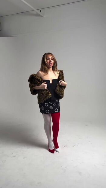 Full leaked Holly taylor private onlyfans photo