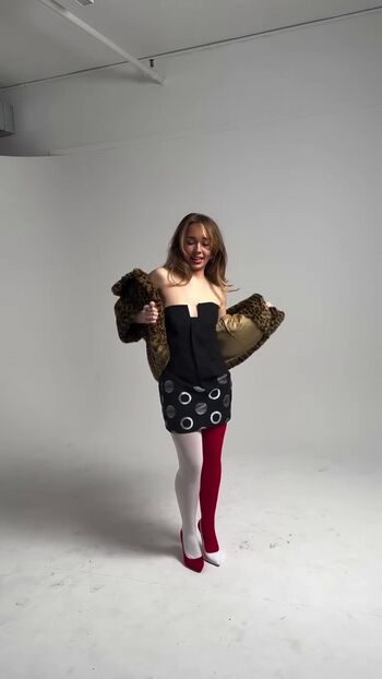 Full leaked Holly taylor private onlyfans photo